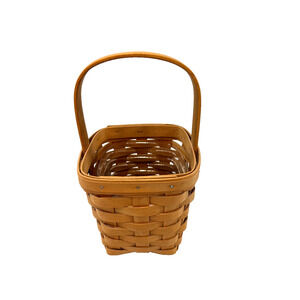 1995 Longaberger Medium Peg Basket w/Protector 5.5"L x 5.5"W x 6"H Made in USA